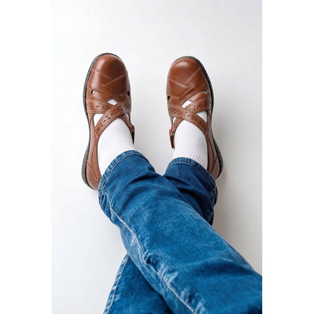 Clarks Bendables Womens Tan Brown Leather Mary Jane Perforated Flats‎ Size 10M